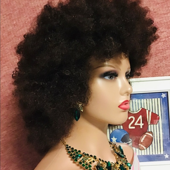 Beautiful Highlighted Hair Kinky Curly Wig Two Color To Choose From - Picture 2 of 13